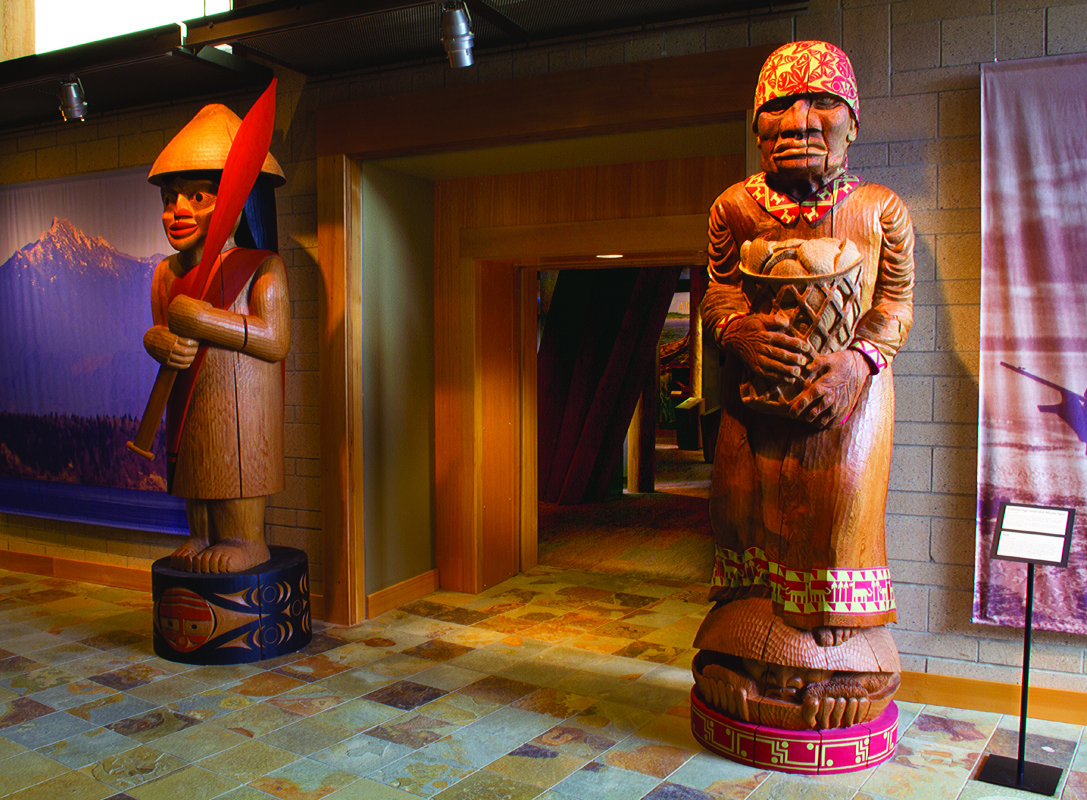 Welcome figures from the Hibulb Cultural Center
