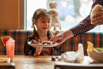 kids eat free