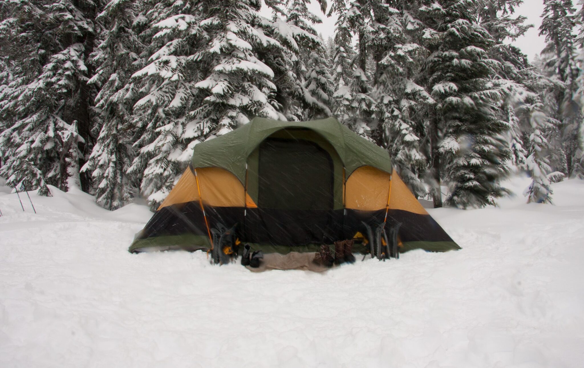 winter camping in Washington
