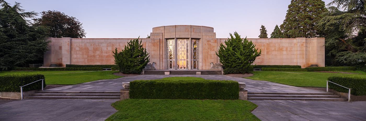 Exterior view of the Seattle Asian Art Museum in Volunteer Park