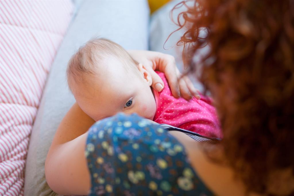 why breastmilk reduces allergies