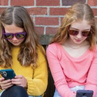 Navigating friendship digital world