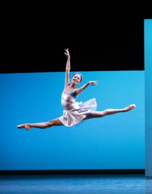 Pacific Northwest Ballet corps de ballet dancer Yuki Takahashi in the world premiere of Kiyon Ross’s …throes of increasing wonder, which PNB is presenting on a triple-bill with works by Edwaard Liang and Annabelle Lopez Ochoa, running June 2 – 11, 2023, as the culmination of its 50th Anniversary season. (Streaming digitally June 15 – 19.) Photo © Angela Sterling.
