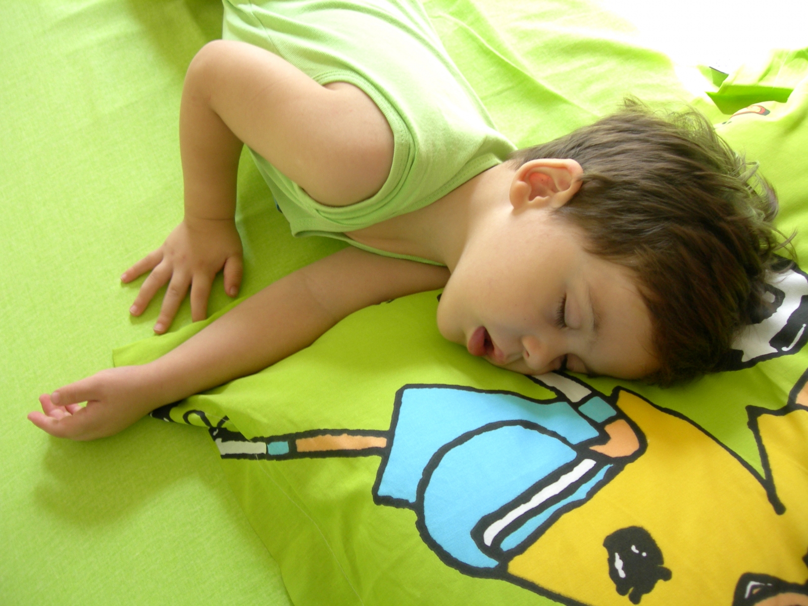 get kids sleep they need