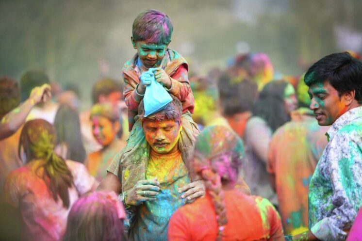 holi bellevue
