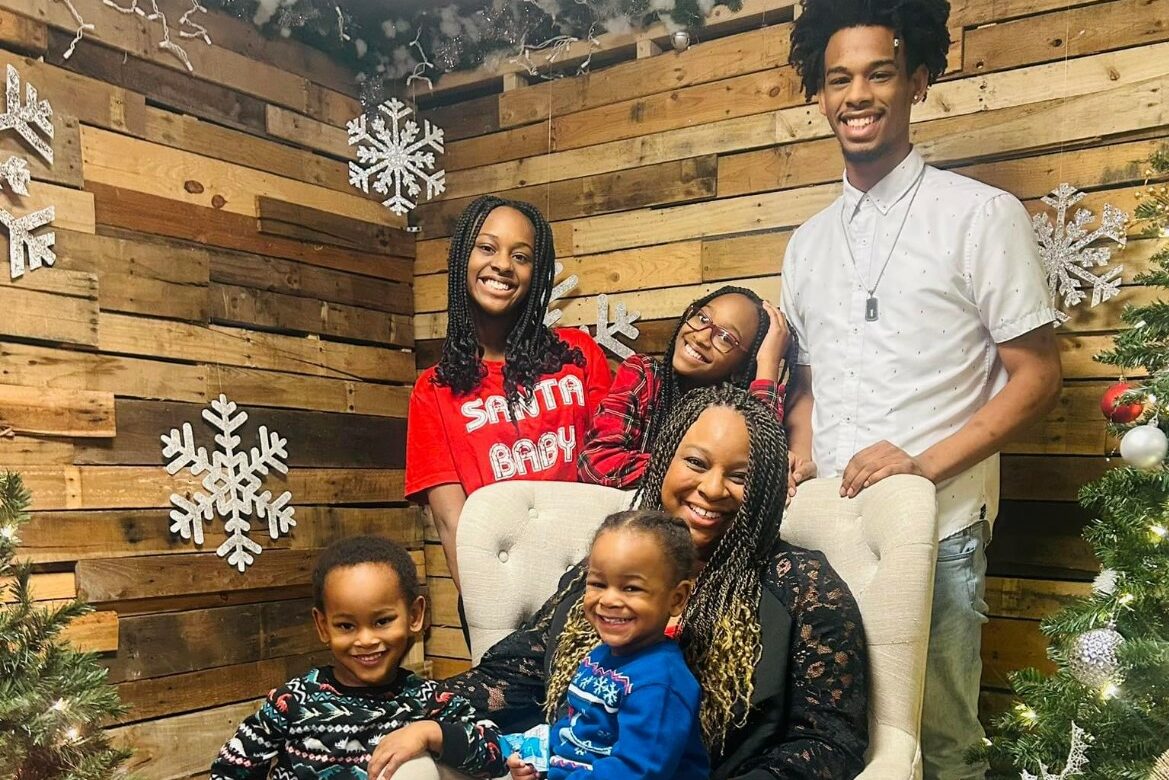 Carmeisha Weems Unsung Hero