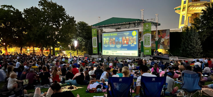 outdoor movies at seattle center