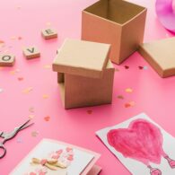 valentines-confetti-scissors-gift-boxes-greetin-