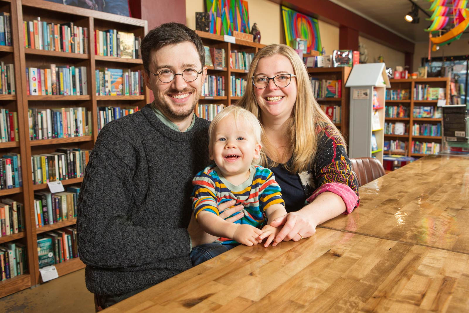 Independent bookstores with cafes
