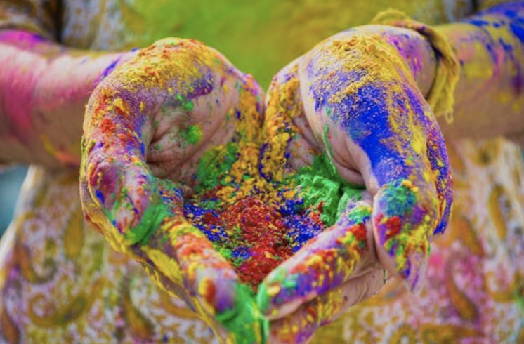 holi