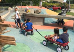 free play at seattle childrens playgarden