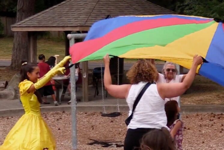 Family volunteer opportunities Seattle