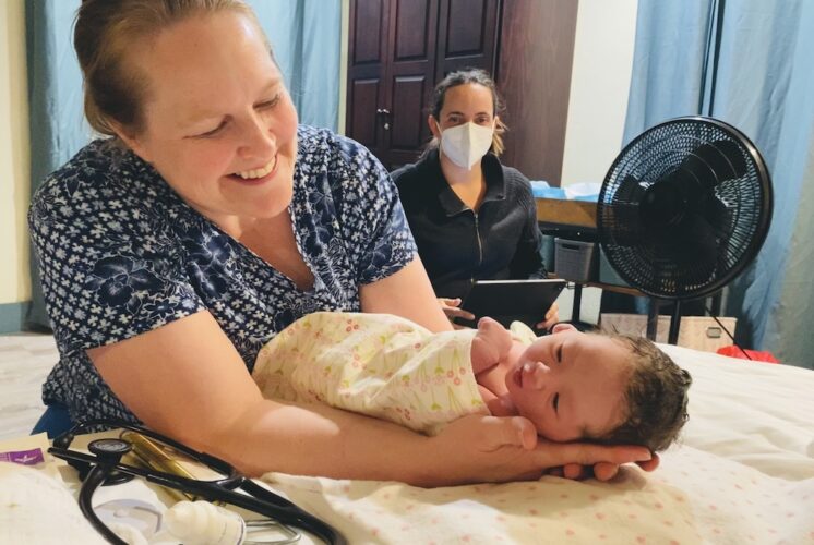 Freestanding birth centers closing