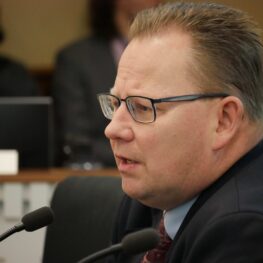 Washington school cell phone policy Reykdal