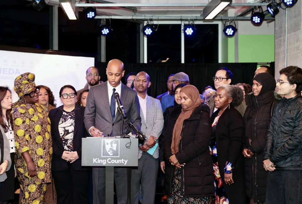 King County invests $900,000 to support immigrant families